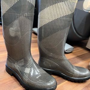 Burberry rain boots
